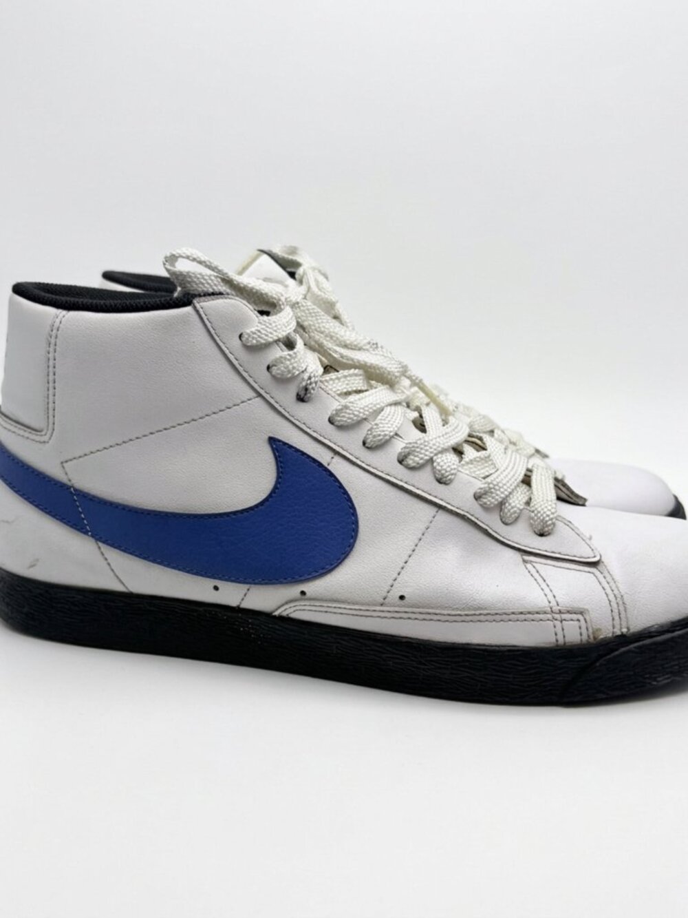 Size 13 - Nike Blazer High White 315877-141